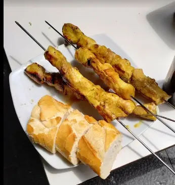 pinchos morunos madrid la brasa vallecas
