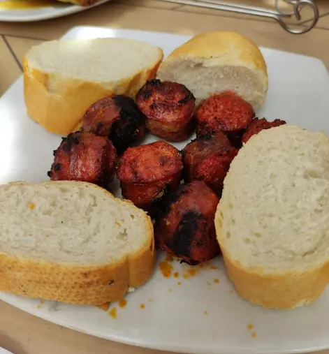 pinchos morunos madrid la brasa vallecas
