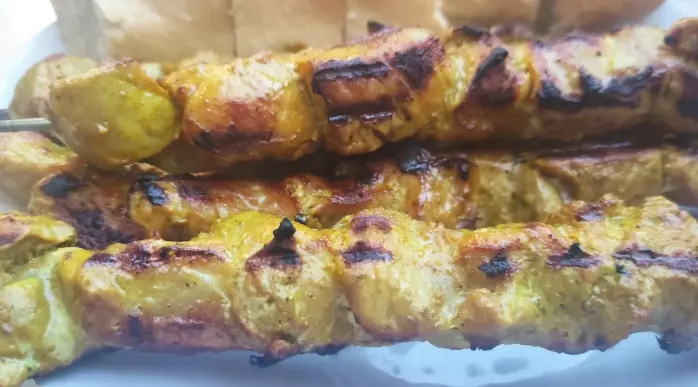 pinchos morunos madrid la brasa vallecas