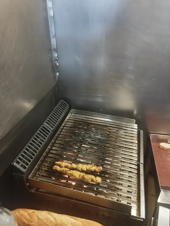 pinchos morunos madrid la brasa vallecas