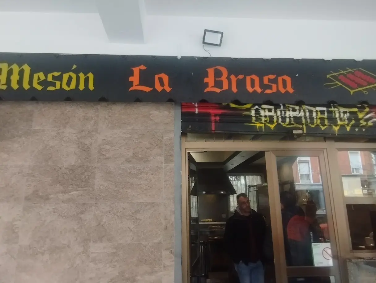 pinchos morunos madrid la brasa vallecas