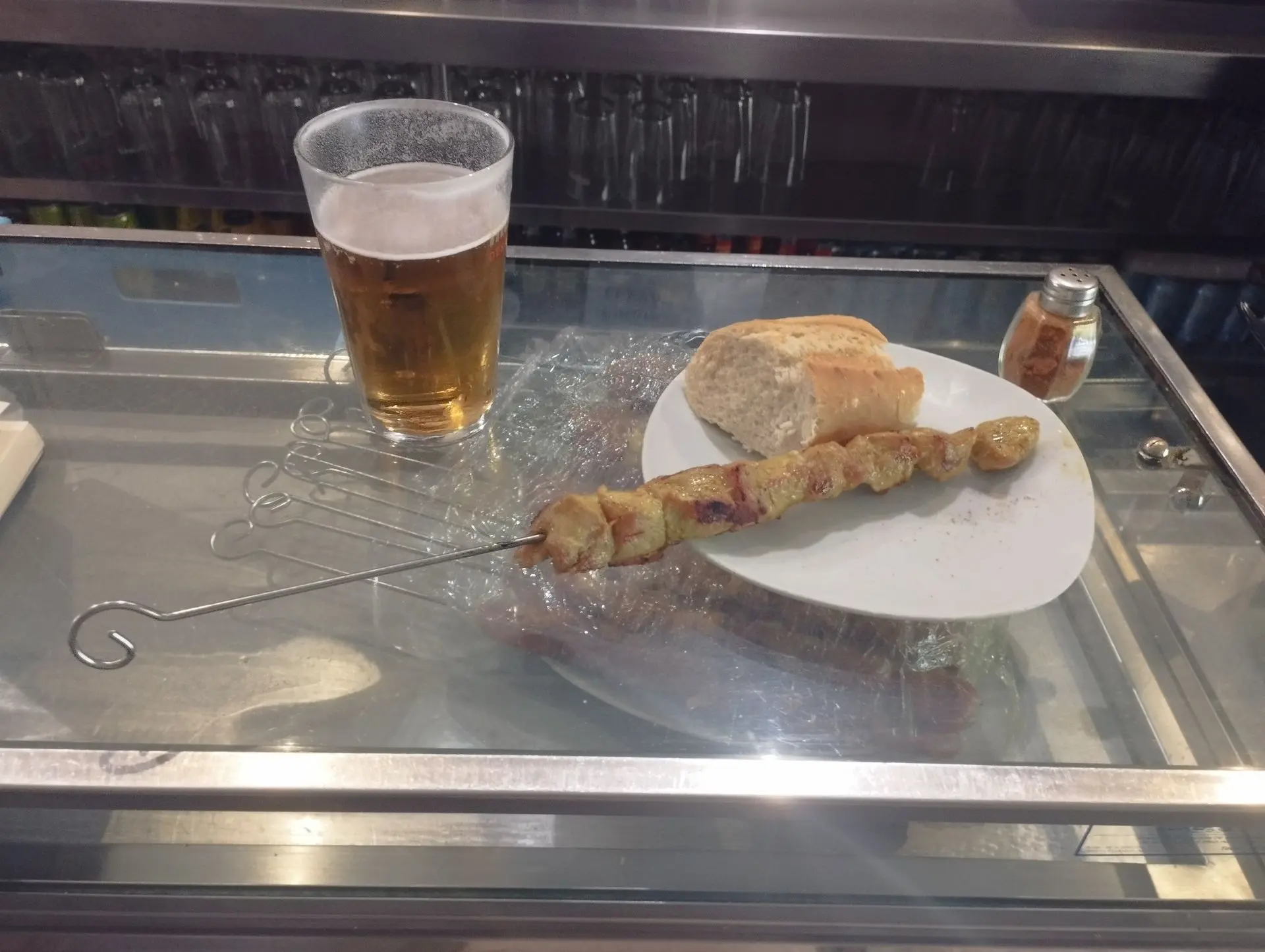 pinchos morunos madrid la brasa vallecas