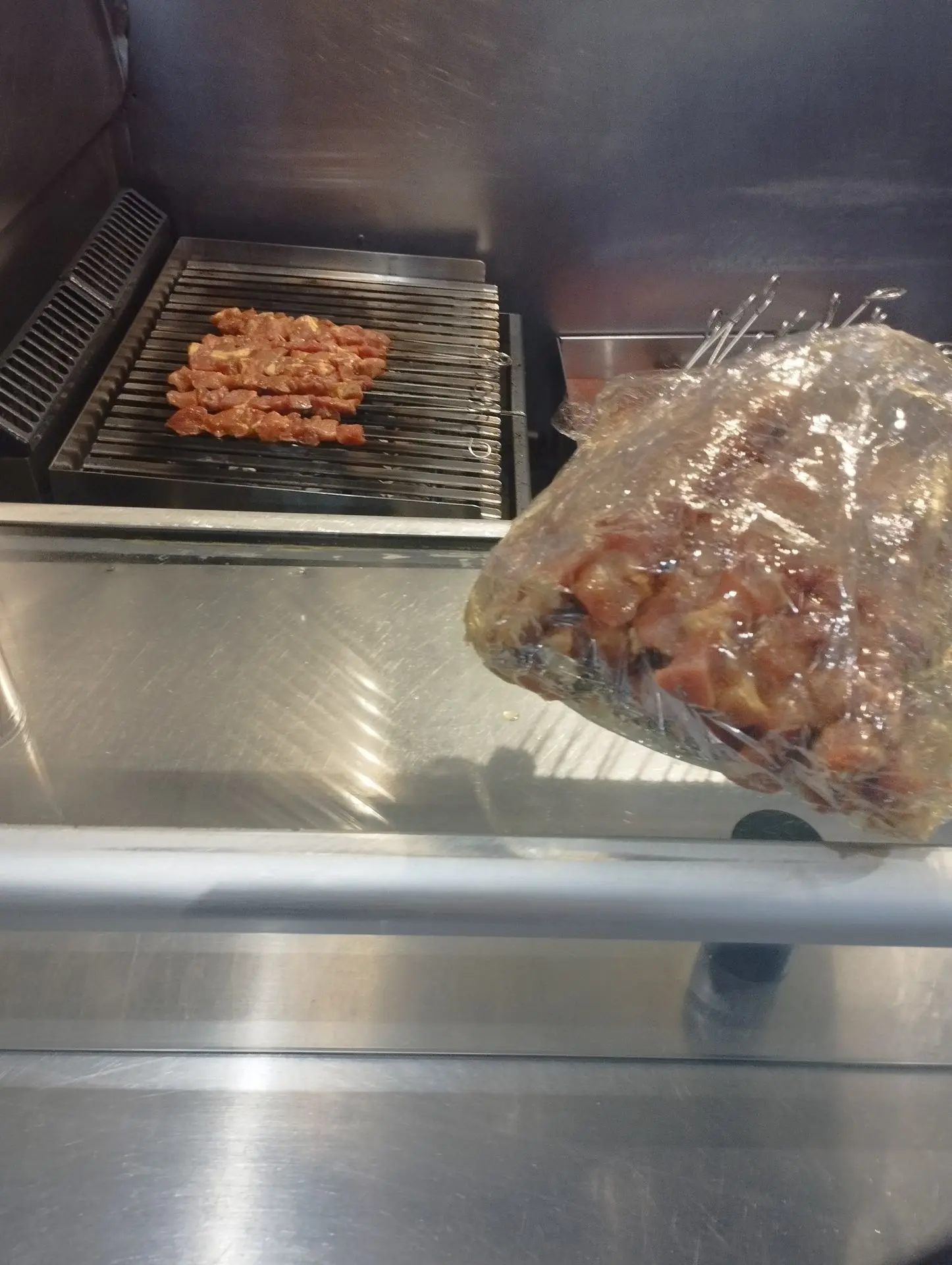 pinchos morunos madrid la brasa vallecas